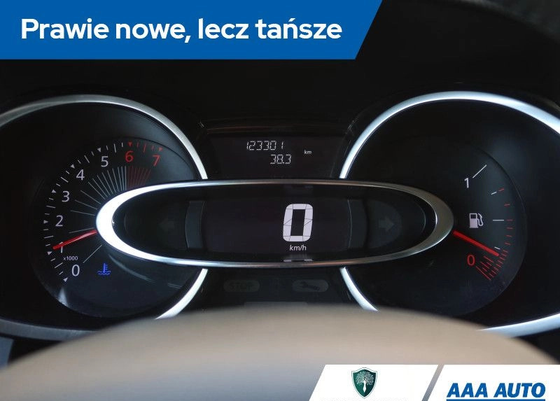 Renault Clio cena 36000 przebieg: 123294, rok produkcji 2016 z Przasnysz małe 137